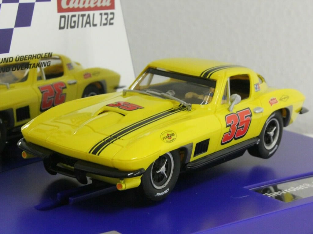 Chevrolet Corvette Sting Ray N°35 - 30906 - Carrera Digital 132 – Image 2