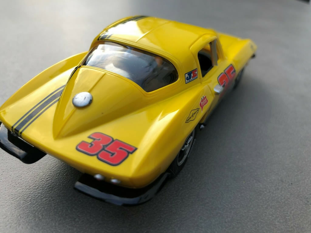 Chevrolet Corvette Sting Ray N°35 - 30906 - Carrera Digital 132 – Image 4