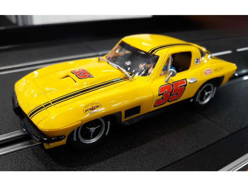 Chevrolet Corvette Sting Ray N°35 - 30906 - Carrera Digital 132 – Image 5