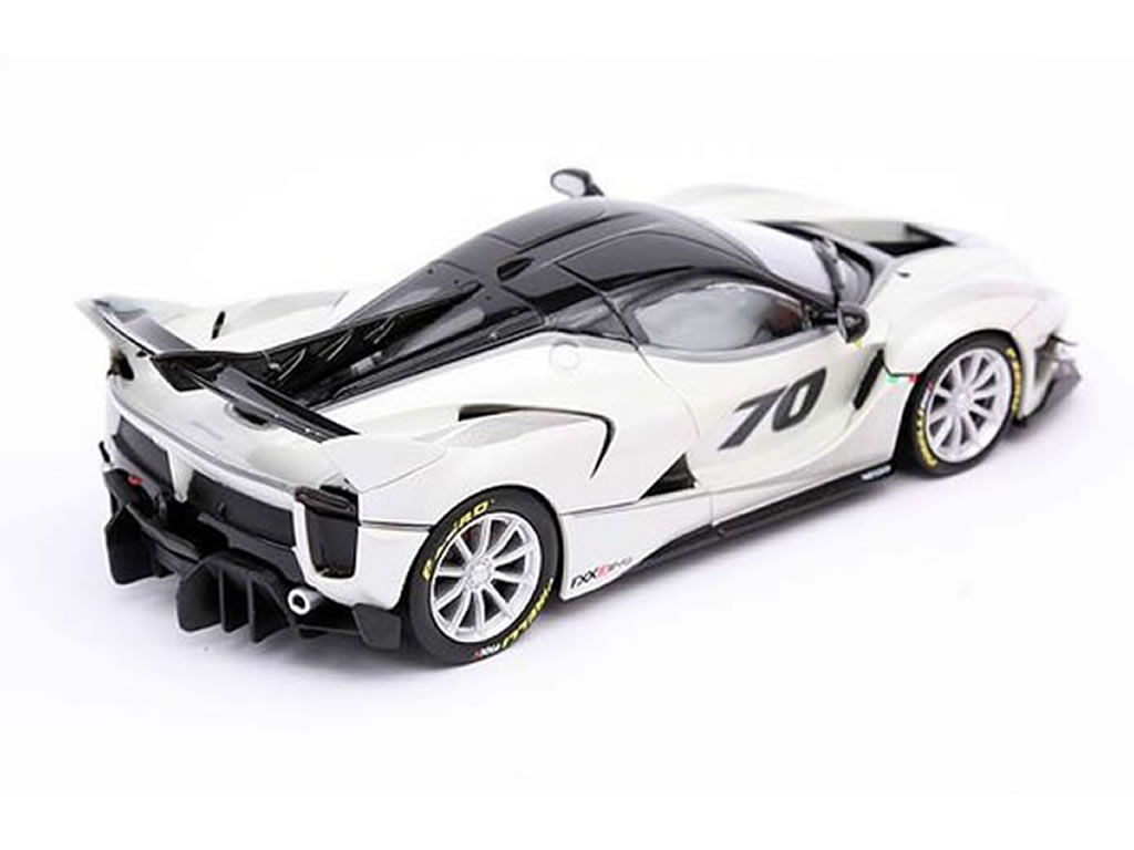 Ferrari FXX K Evoluzione N°70 Blanc - 30946 - Carrera Digital 132 – Image 9