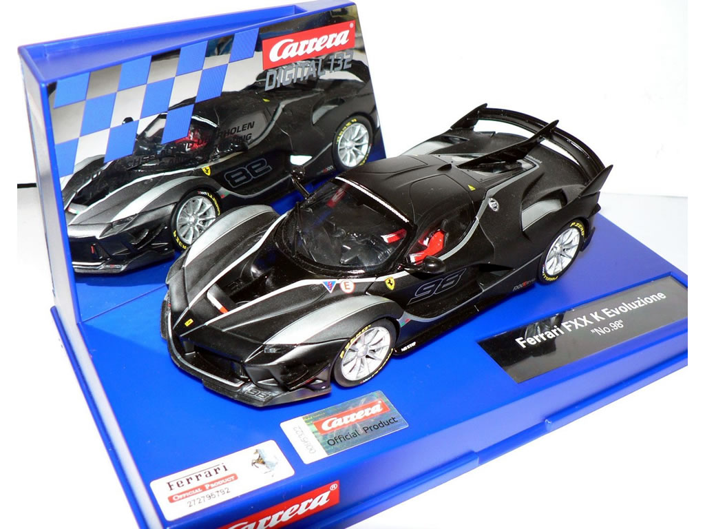 Ferrari FXX K Evoluzione N°98 Noir - 30895 - Carrera Digital 132 – Image 2