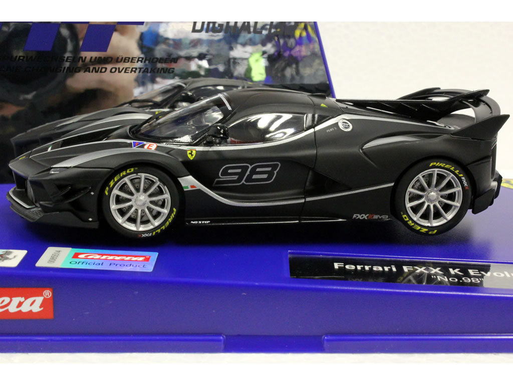 Ferrari FXX K Evoluzione N°98 Noir - 30895 - Carrera Digital 132 – Image 11