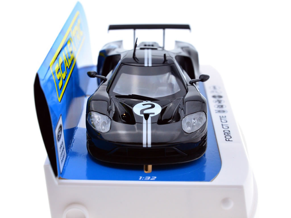 Ford GT GTE Black N°2 Heritage Edition - C4063 - Scalextric DPR 132 – Image 5