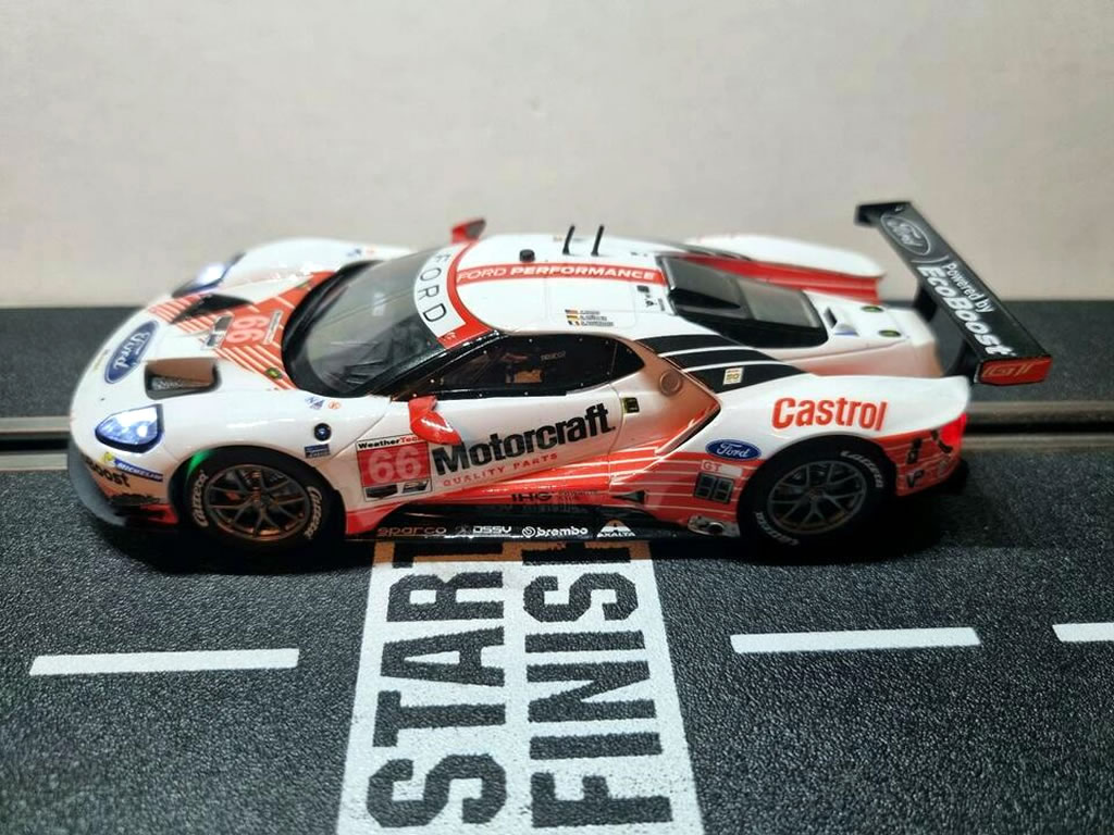 Ford GT Race Car N°66 - 30913 - Carrera Digital 132 – Image 6