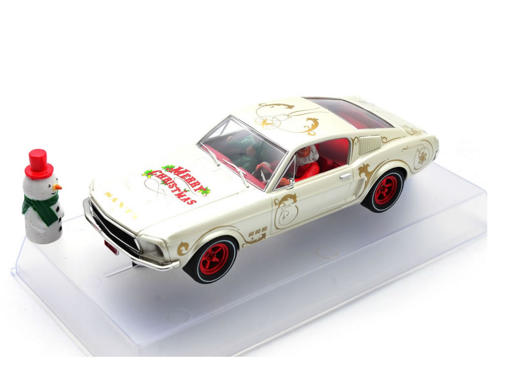 Ford Mustang 390 GT Santa's 'Stang, Buttermilk White 2018 - P071 - Pioneer DPR 132 - EL 200 Exemplaires – Image 7