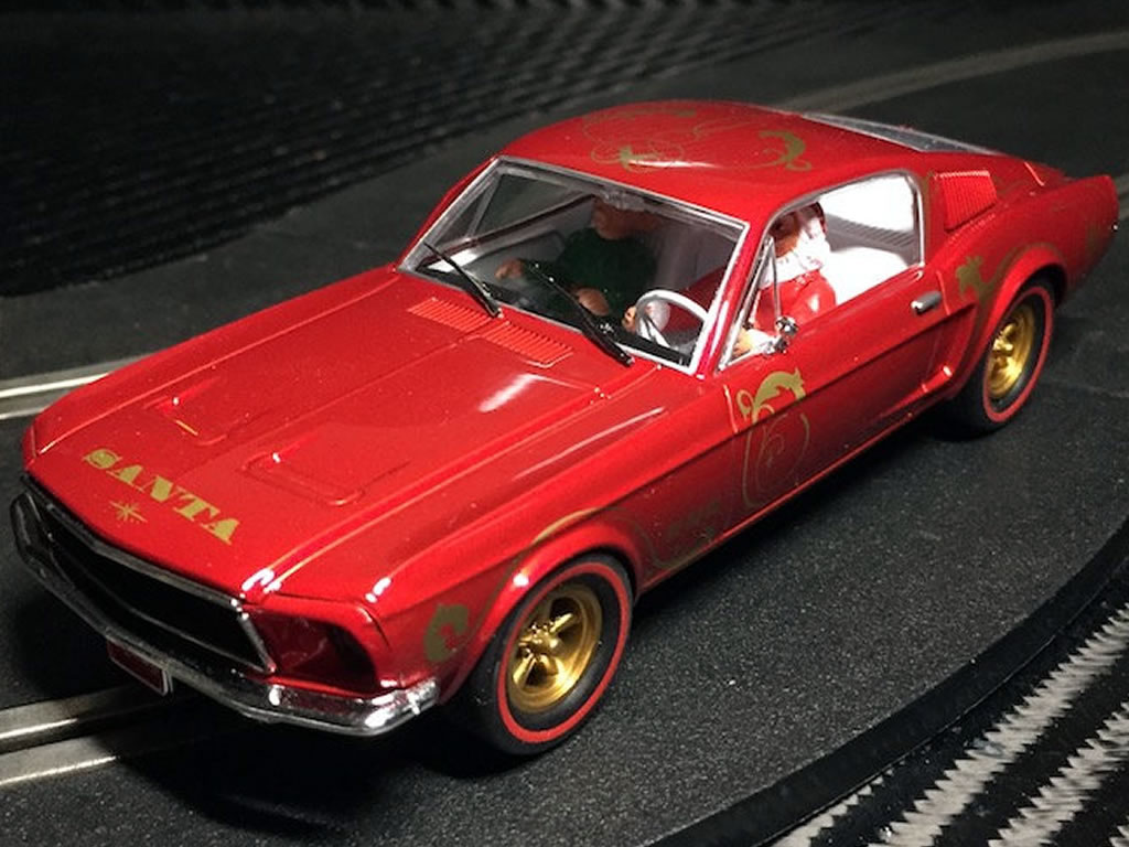Ford Mustang 390 GT Santa's 'Stang, Candy Cane Red 2018-P074 - Pioneer DPR 132 - EL 250 Exemplaires – Image 7