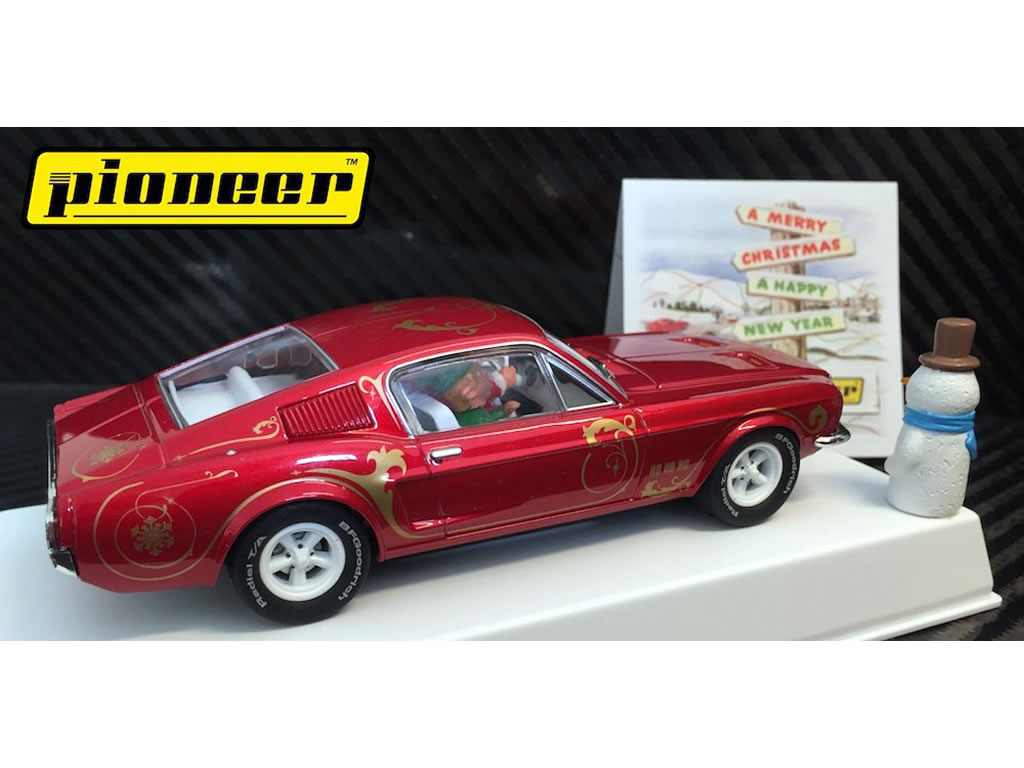 Ford Mustang 390 GT Santa's 'Stang, Red 2017 - P037 - Pioneer DPR 132 – Image 3
