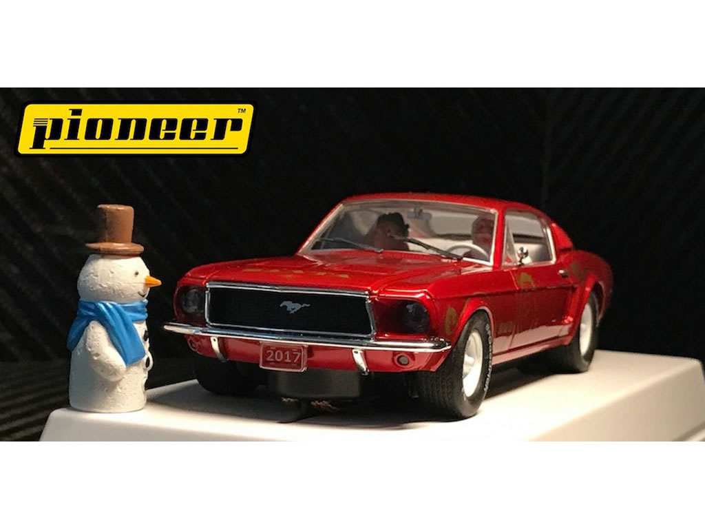Ford Mustang 390 GT Santa's 'Stang, Red 2017 - P037 - Pioneer DPR 132 – Image 5