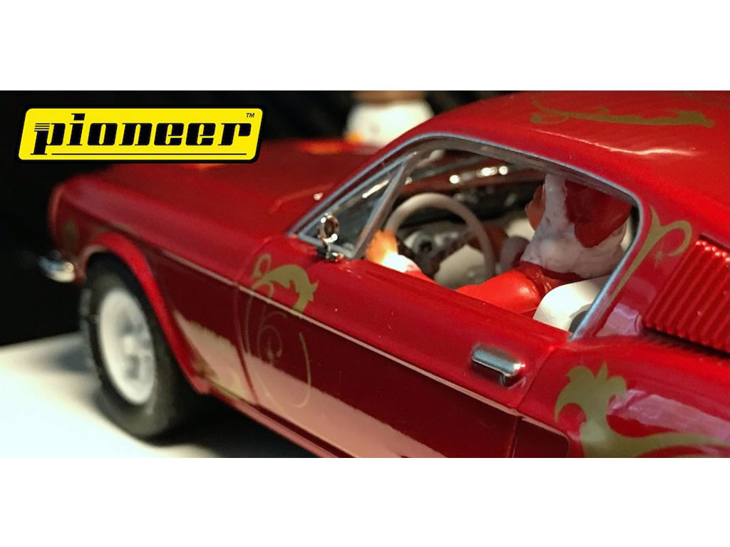 Ford Mustang 390 GT Santa's 'Stang, Red 2017 - P037 - Pioneer DPR 132 – Image 6