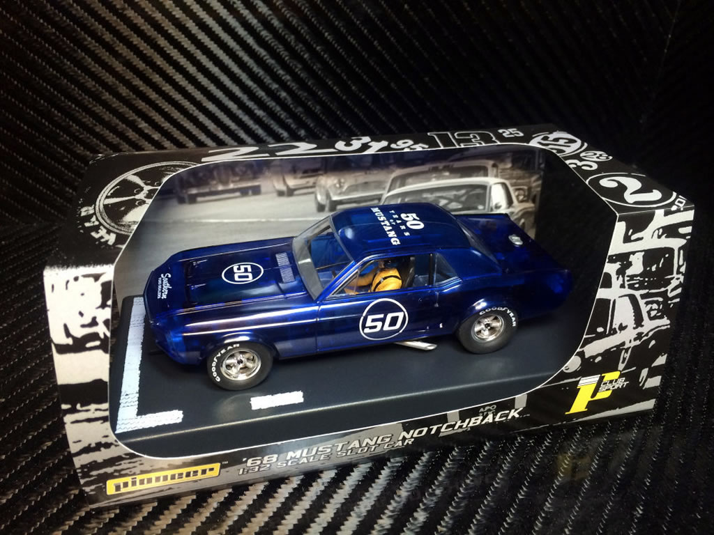Ford Mustang Notchback 1968 Blue X-Ray, '50th Anniversary' N°50 - P052 - Pioneer DPR 132 - EL 68 Exemplaires – Image 3