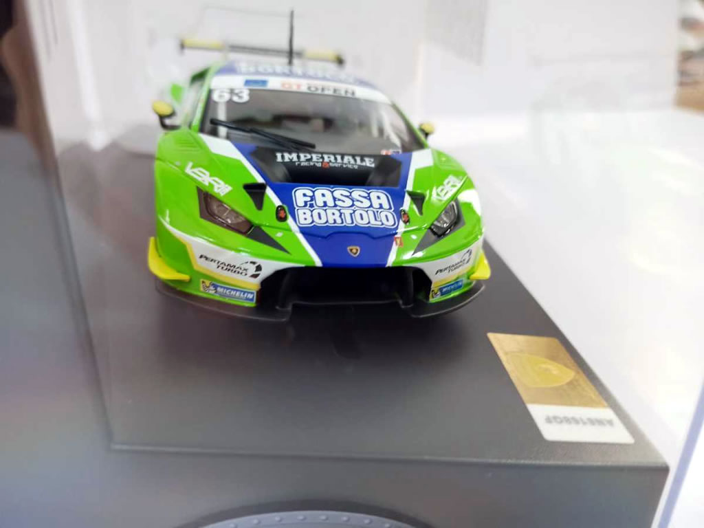 Lamborghini Huracán GT3 Imperiale Racing Team N°63 - 27589 - Carrera Evolution – Image 8