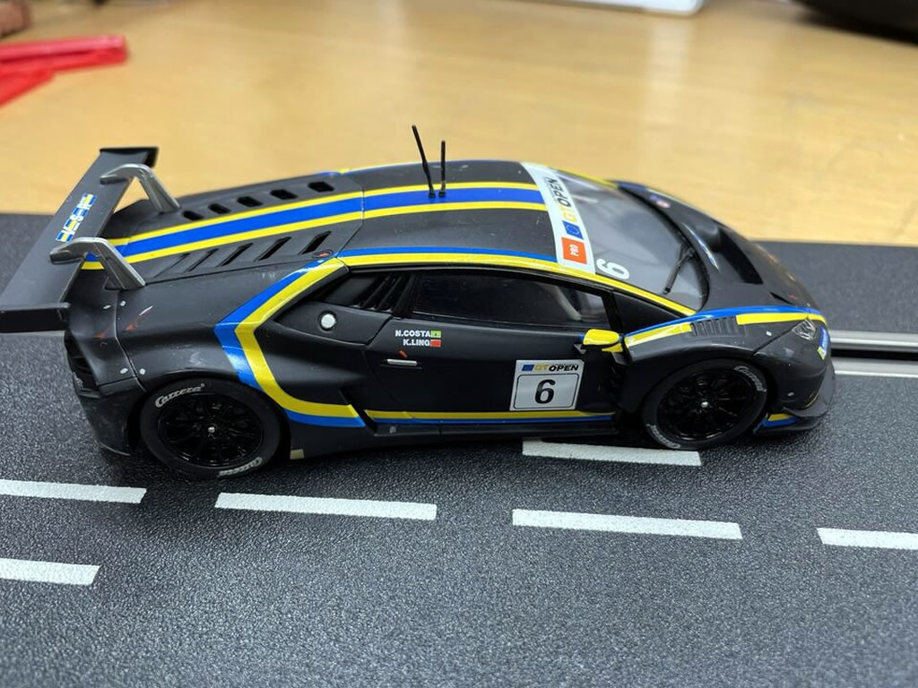 Lamborghini Huracán GT3 Vincenzo Sospiri Racing N°6 - 27595 - Carrera Evolution – Image 5