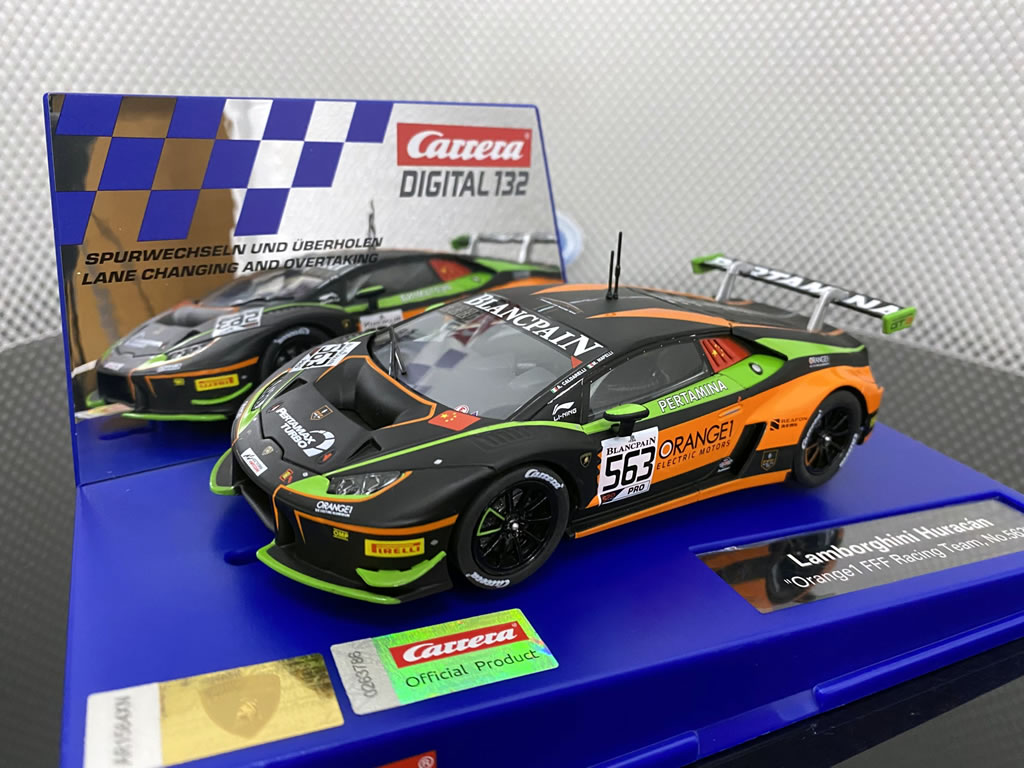 Lamborghini Huracán Orange FFF Racing N°563 - 30914 - Carrera Digital 132 – Image 2