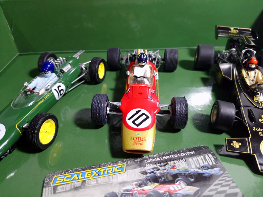 F1 The Genius of Colin Chapman Team Lotus Triple Pack - C4184A - Scalextric Analogique - EL 1500 Exemplaires – Image 5