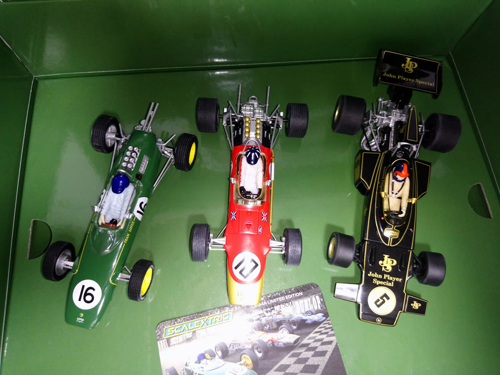 F1 The Genius of Colin Chapman Team Lotus Triple Pack - C4184A - Scalextric Analogique - EL 1500 Exemplaires – Image 7