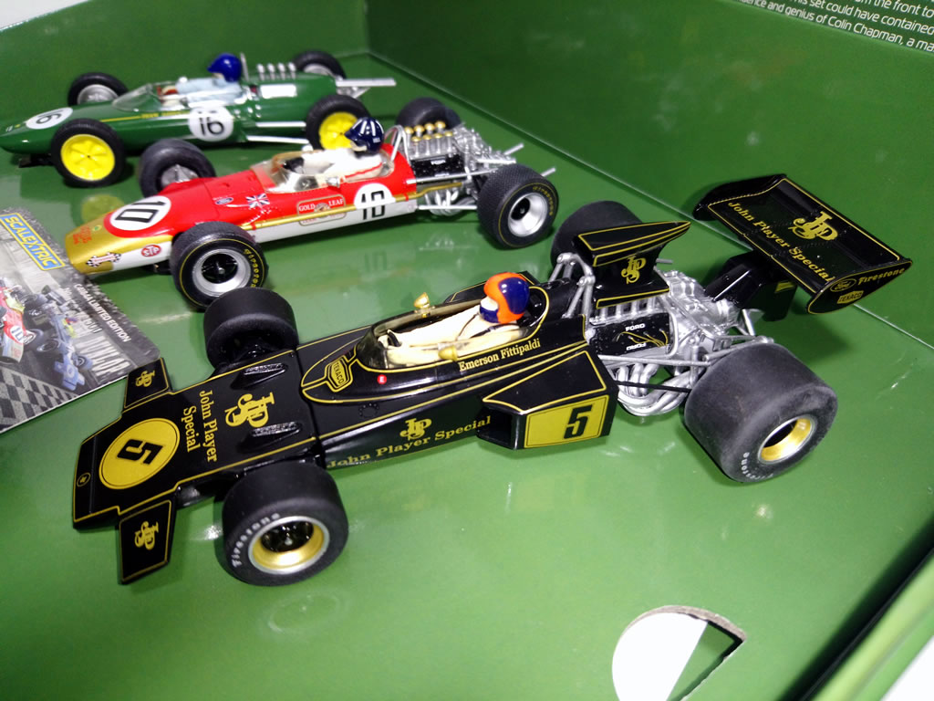 F1 The Genius of Colin Chapman Team Lotus Triple Pack - C4184A - Scalextric Analogique - EL 1500 Exemplaires – Image 14