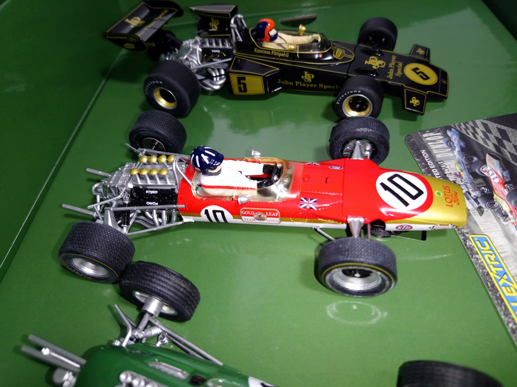 F1 The Genius of Colin Chapman Team Lotus Triple Pack - C4184A - Scalextric Analogique - EL 1500 Exemplaires – Image 17