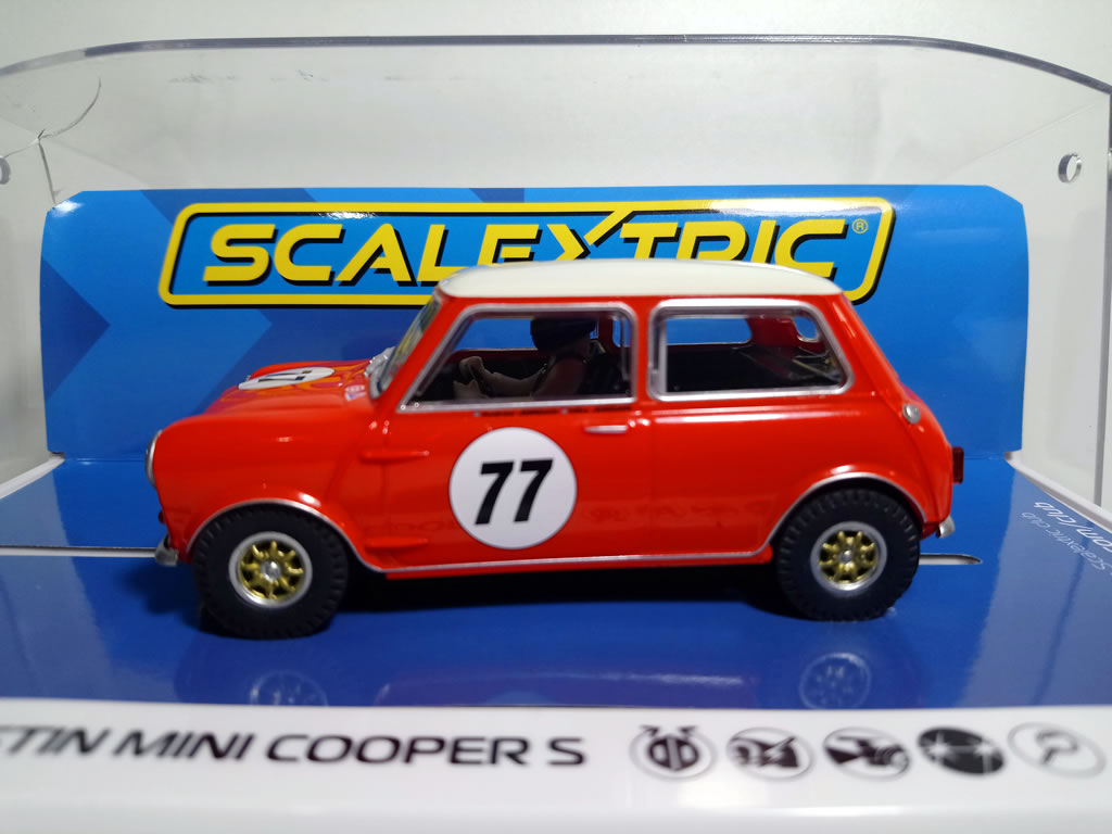 Mini Austin Mini Cooper S Andrew & Mike Jordan 2019 N°77 - C4154 - Scalextric Analogique – Image 6
