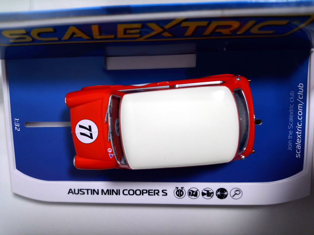 Mini Austin Mini Cooper S Andrew & Mike Jordan 2019 N°77 - C4154 - Scalextric Analogique – Image 11