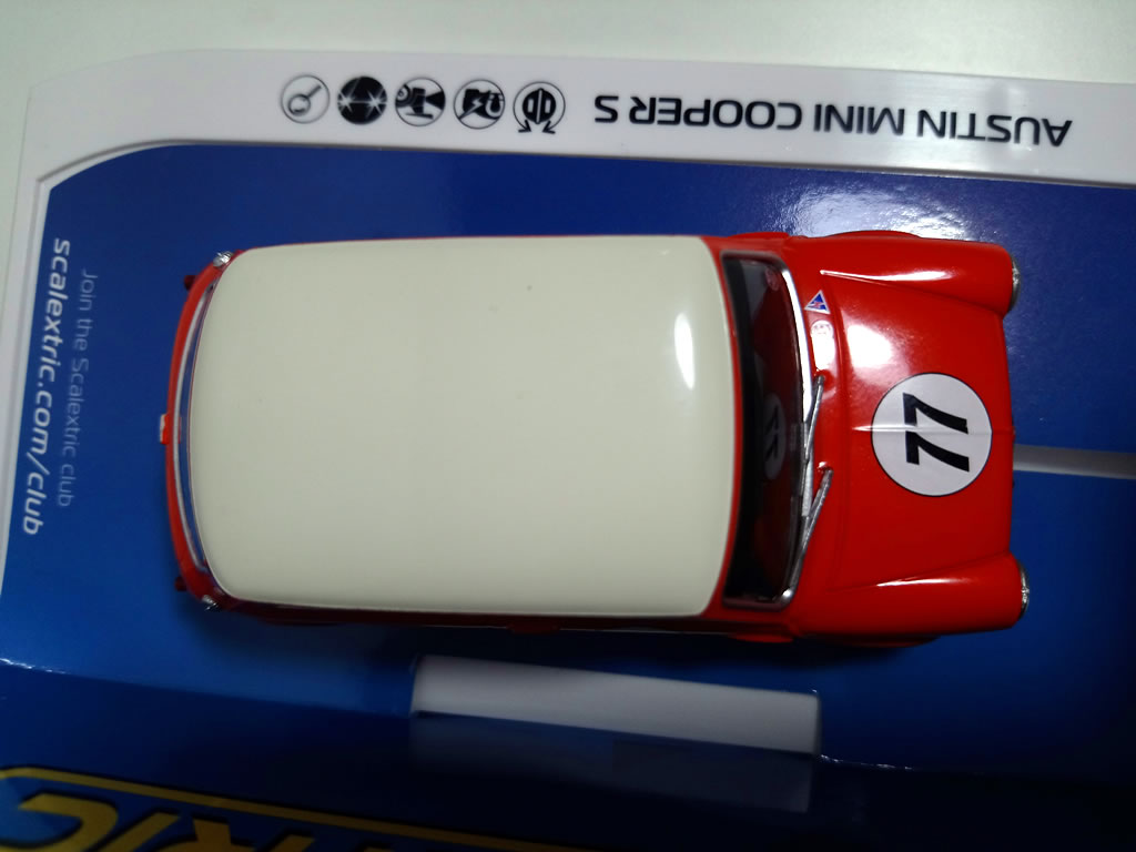 Mini Austin Mini Cooper S Andrew & Mike Jordan 2019 N°77 - C4154 - Scalextric Analogique – Image 12