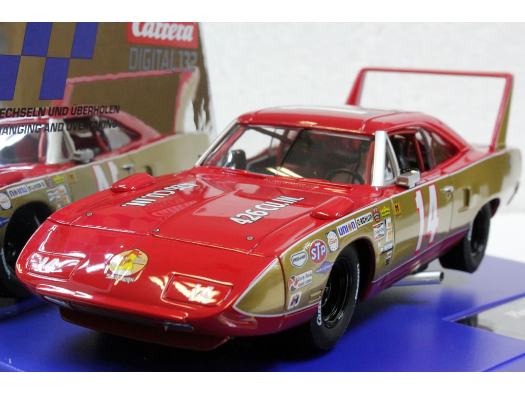 Plymouth Superbird N°14 - 30944 - Carrera Digital 132 – Image 7