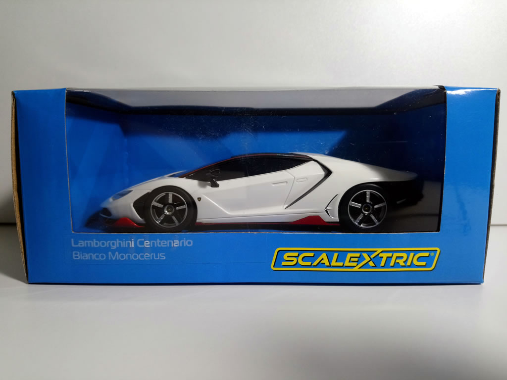 Lamborghini Centenario - White - C4087 - Scalextric DPR 132 – Image 2